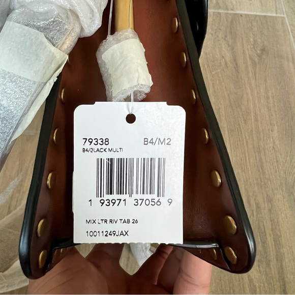 Coach Tabby Shoulder Bag 26 With Rivets - Picture 11 of 11